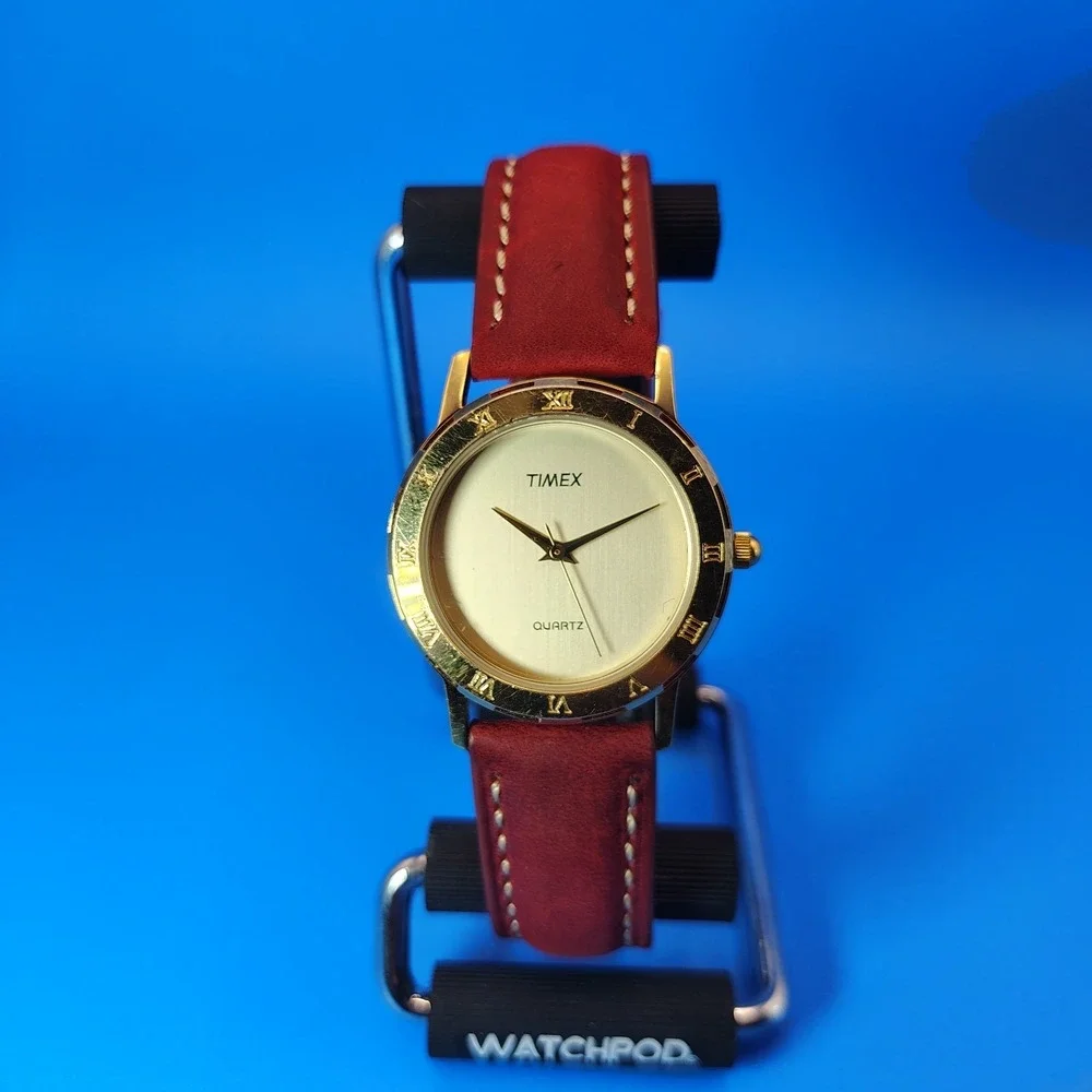 Vintage 1995 Timex Roman Numeral Mens Unisex‎ 32mm Quartz Dress Watch New Strap